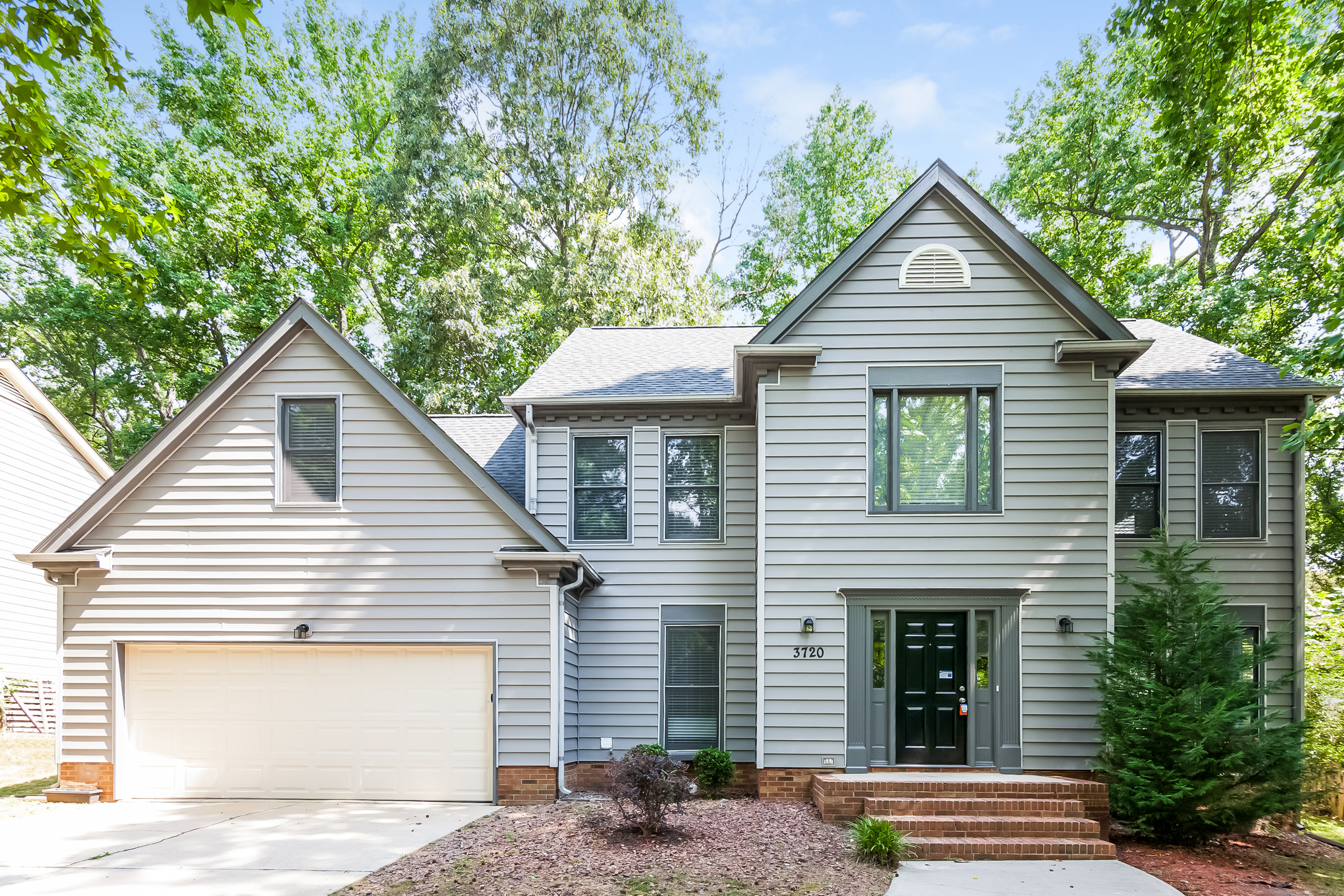 3720 Waterton Leas Ct Charlotte, NC 28269